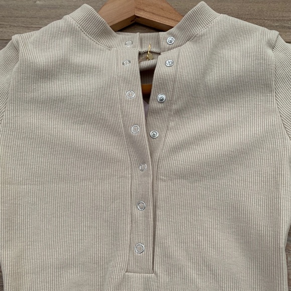 Sold out but restocking soon Long Sleeve Snap Button Bodysuit - Picture 6 of 6